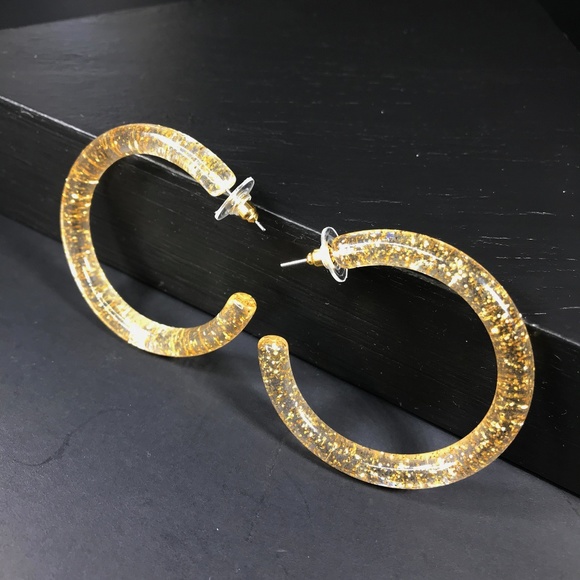 CLOSET REHAB Jewelry - 🆑 Glitter Hoops in Gold